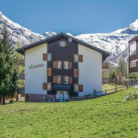 Amedee Iii Apartamento